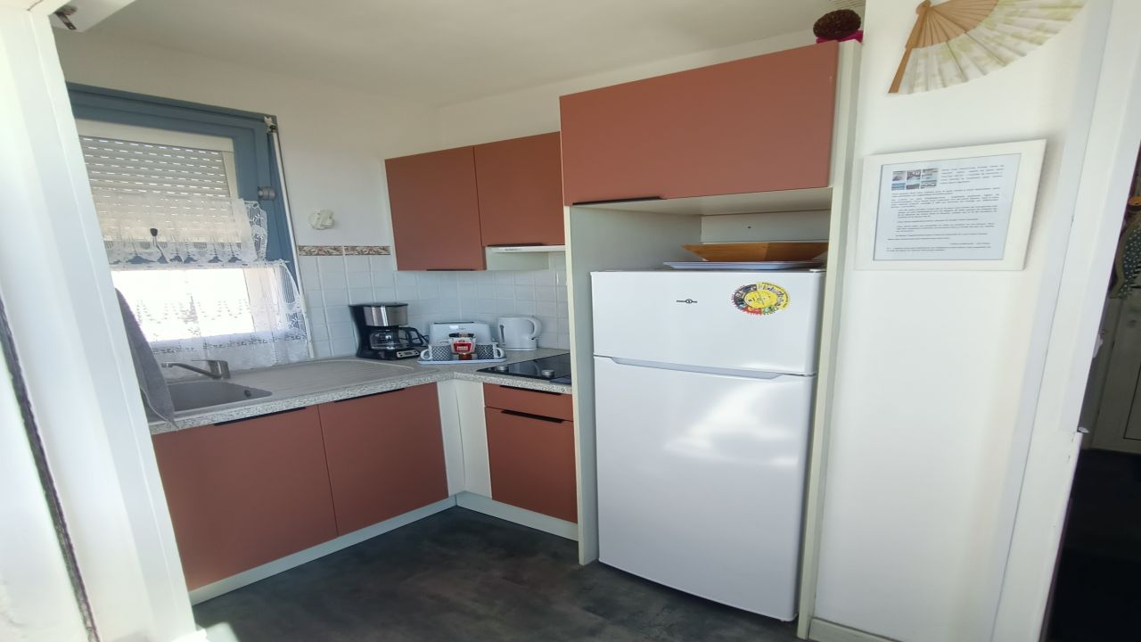 Location appartement Le Baracrs N°2000 image 2