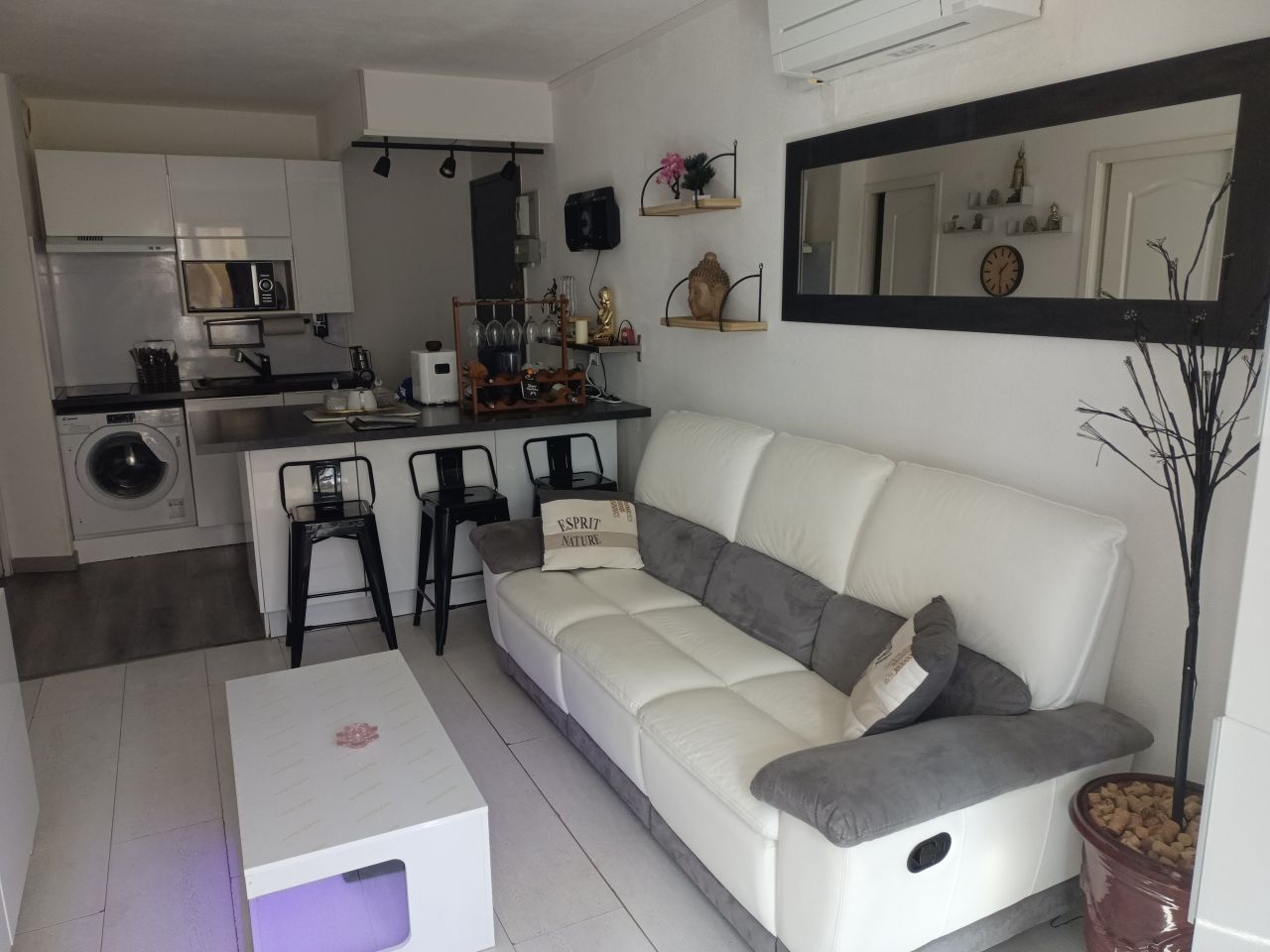 Location appartement Le Baracr�s N&deg;2772 image 1